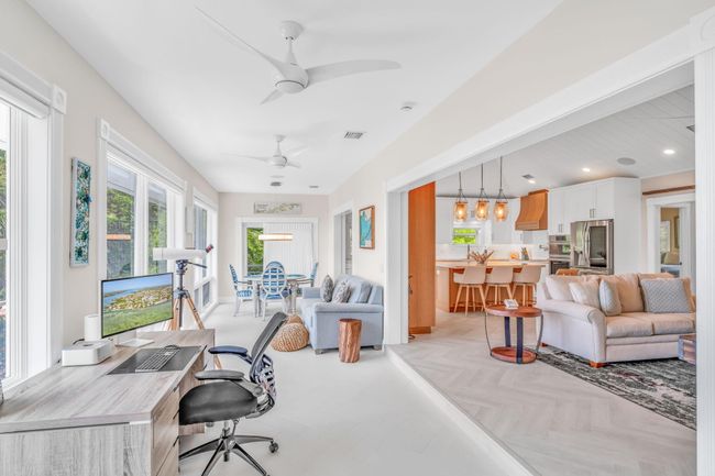 Sunroom | Image 18