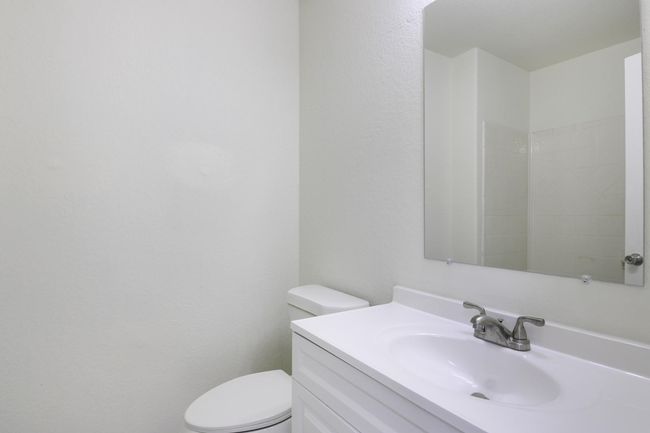Hall Bath | Image 13