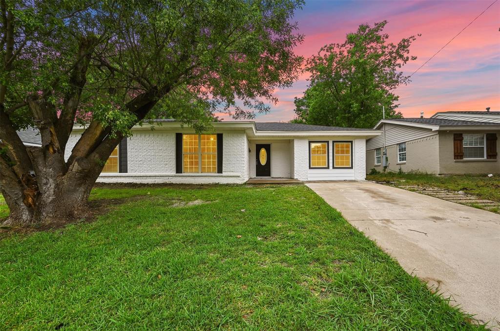 Susan Dr, Garland, TX 75040