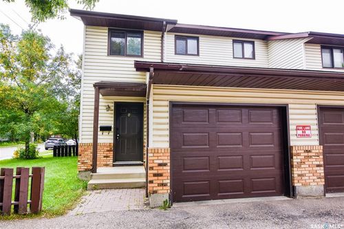 a-1638 Central Ave, Saskatoon, SK, S7N2H5 | Card Image