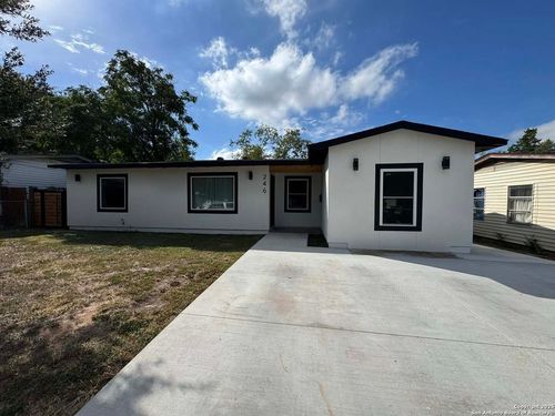 246 Lively Dr, San Antonio, TX, 78213-2944 | Card Image