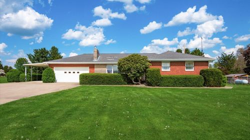 6952 State Route 13 Ne, Somerset, OH, 43783-9687 | Card Image