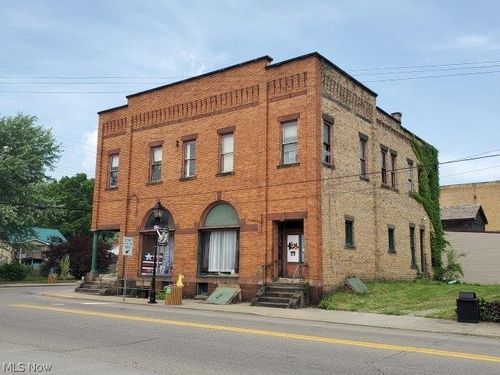 100 N Chester St, New Cumberland, WV, 26047-9689 | Card Image