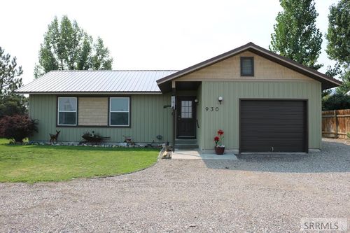 930 Excelsior Ln, Challis, ID, 83226-4790 | Card Image