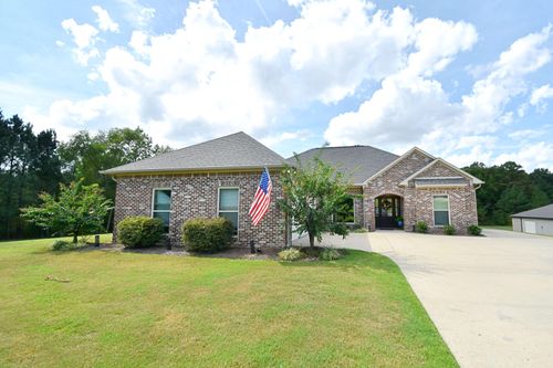 185 Pleasant Rdg, Mooreville, MS, 38857-5001 | Card Image