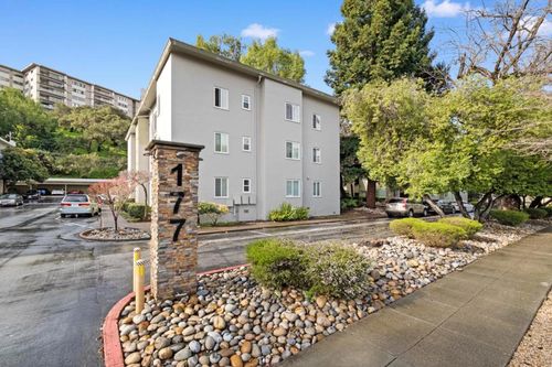 apt-27-177 N El Camino Real, San Mateo, CA, 94401-2721 | Card Image