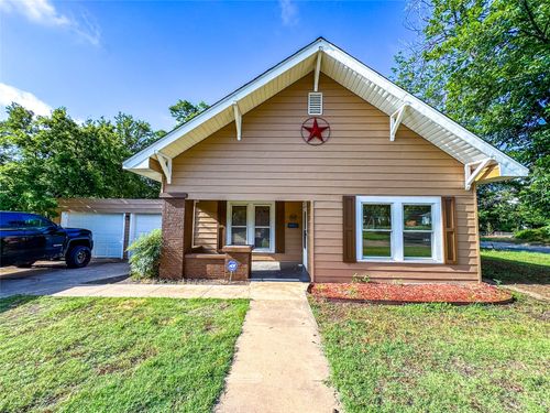 707 N 4th St, Haskell, TX, 79521-4915 | Card Image