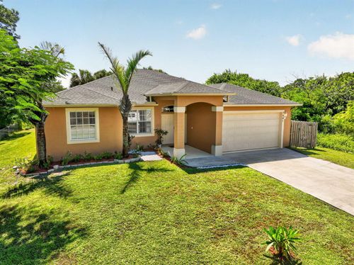 7907 Winter Garden Pkwy, Fort Pierce, FL, 34951-1412 | Card Image