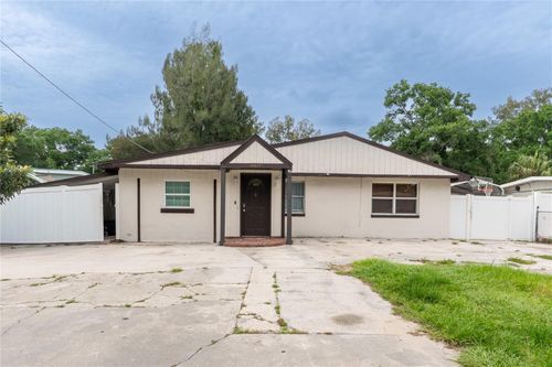 8819 W Broad St, Tampa, FL, 33615-2301 | Card Image