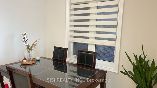 3236 Post Rd, House attached with 3 bedrooms, 3 bathrooms and 1 parking in Oakville ON | Image 11