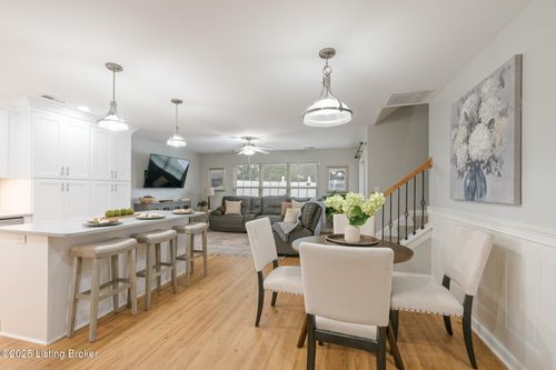 d-163D Villa Vista Dr, Shepherdsville, KY, 40165-5618 | Card Image