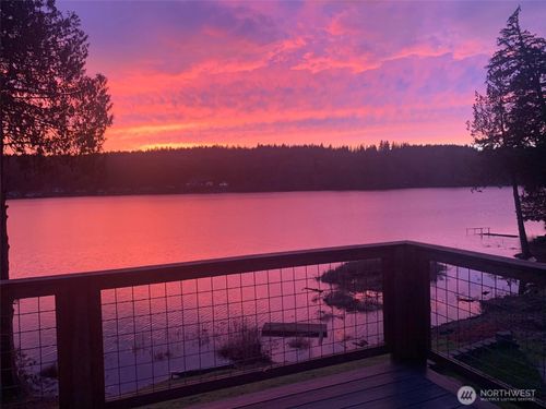 8022 Long Lake Rd Se, Port Orchard, WA, 98367-8012 | Card Image
