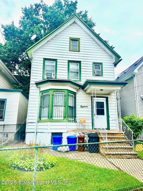 18 Cottage Pl, Staten Island, NY, 10302-1546 | Card Image
