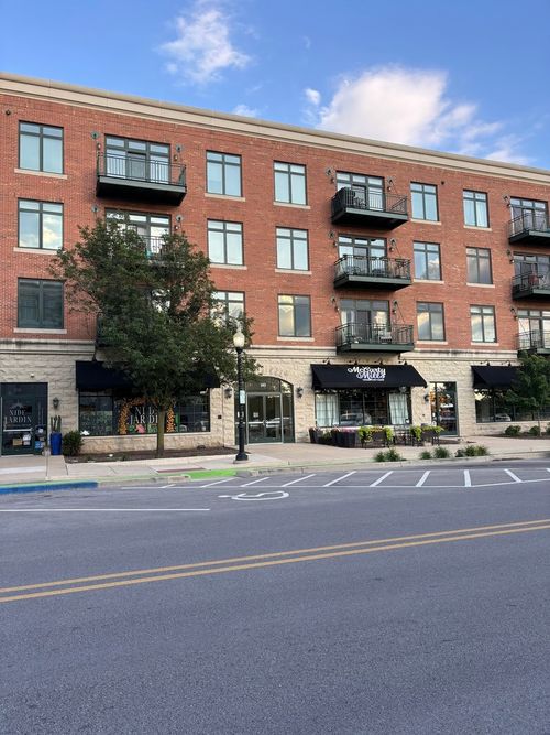 212-140 River St, Aurora, IL, 60506-6078 | Card Image