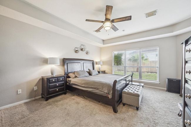 2541 Hidden Creek Dr, House other with 4 bedrooms, 3 bathrooms and 2 parking in Pearland TX | Image 14
