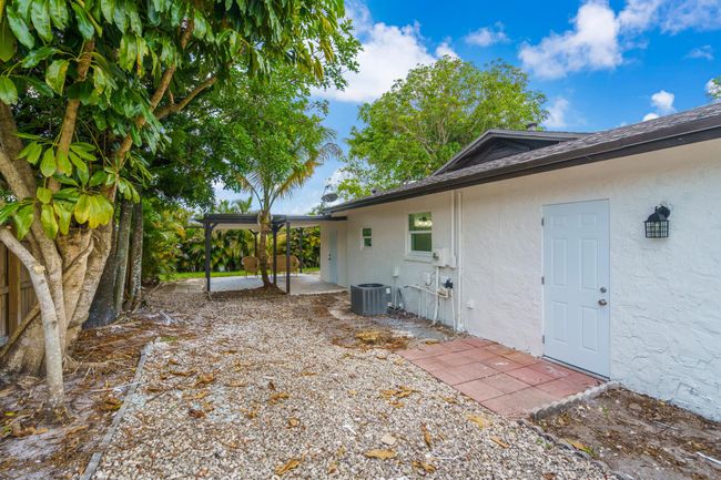 849 Royal Palm Beach Blvd, House other with 4 bedrooms, 3 bathrooms and null parking in Royal Palm Beach FL | Image 26