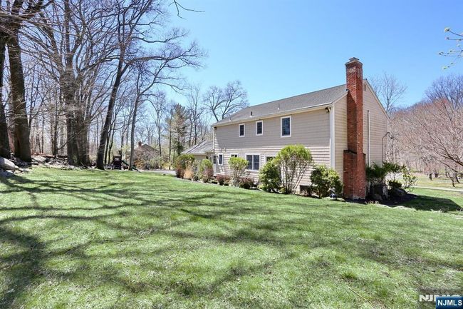37 Osborne Ct, House other with 4 bedrooms, 3 bathrooms and null parking in Mahwah NJ | Image 41
