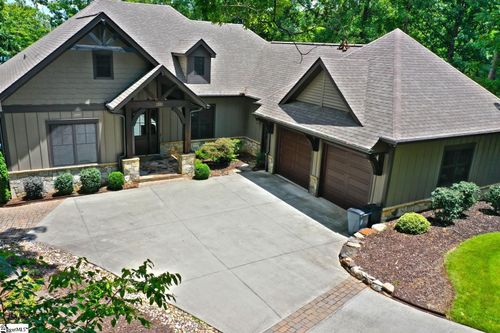 329 Foreststone Dr, West Union, SC, 29696-2921 | Card Image