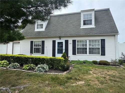 8080 Harbor Creek Dr, Mentor-on-the-Lake, OH, 44060-2069 | Card Image