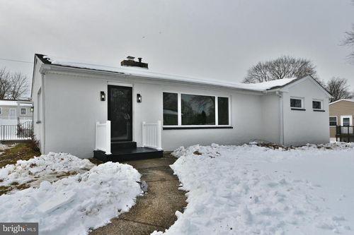 50 Bertha St, FEASTERVILLE TREVOSE, PA, 19053-2314 | Card Image