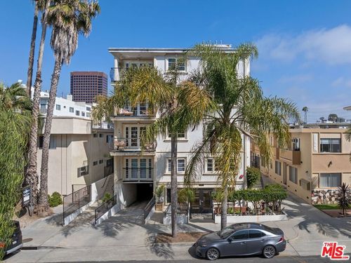 201-11842 Darlington Ave, Los Angeles, CA, 90049 | Card Image