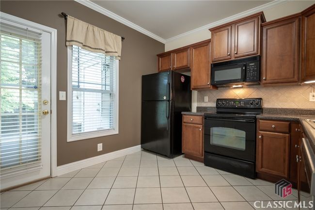347 Oconee River Cir, Townhouse with 2 bedrooms, 3 bathrooms and 3 parking in Athens GA | Image 6