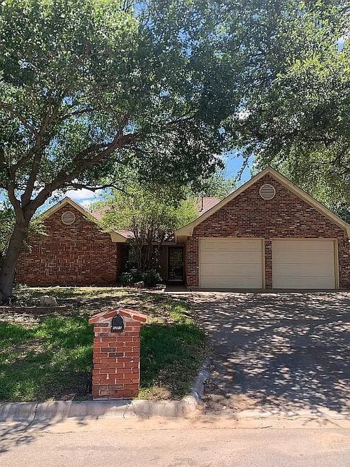 5209 Sherbrooke Ln, Abilene, TX, 79606-4351 | Card Image