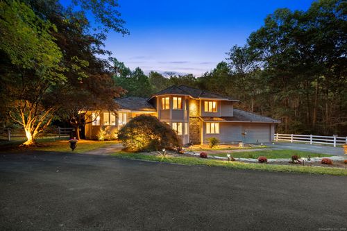 24 Roxbury Rd, Woodbury, CT, 06798 | Card Image