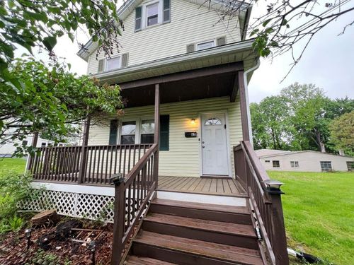 67 S Remsen Ave, Wappingers Falls, NY, 12590-3727 | Card Image