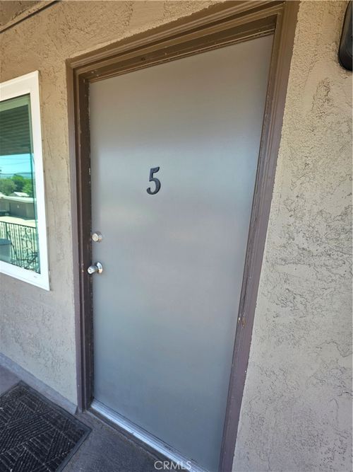 5-610 W Grand, Corona, CA, 92882 | Card Image