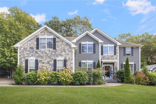 470 Sylvan Ct, Saunderstown, RI, 02874-1986 | Card Image