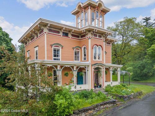 21 Lancaster St, Cherry Valley, NY, 13320-2604 | Card Image