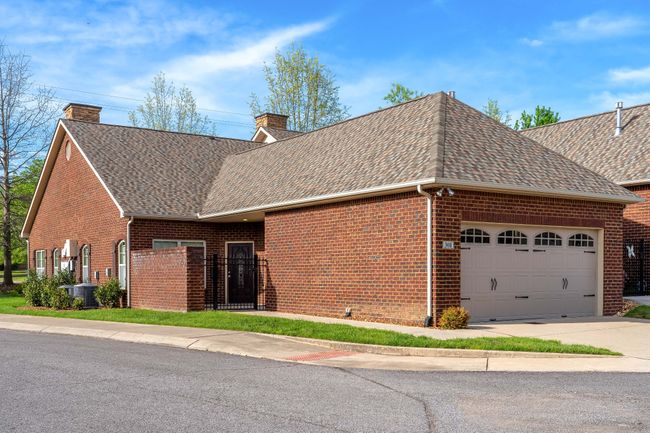 APT-301 - 100 Placid Grove Ln, Condo with 2 bedrooms, 2 bathrooms and 2 parking in Goodlettsville TN | Image 5