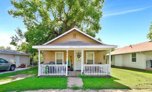 824 S Taylor St, El Dorado, KS, 67042-2840 | Card Image