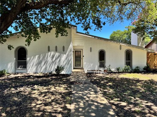 3033 Ripplewood Dr, Garland, TX, 75044-5819 | Card Image