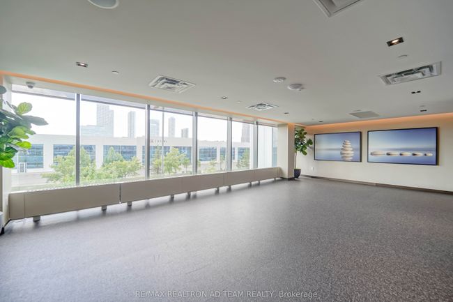 717 - 10 Honeycrisp Cres, Condo with 0 bedrooms, 1 bathrooms and null parking in Vaughan ON | Image 8