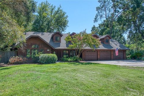 1173 S Riverbend Ave, Sanger, CA, 93657-9518 | Card Image