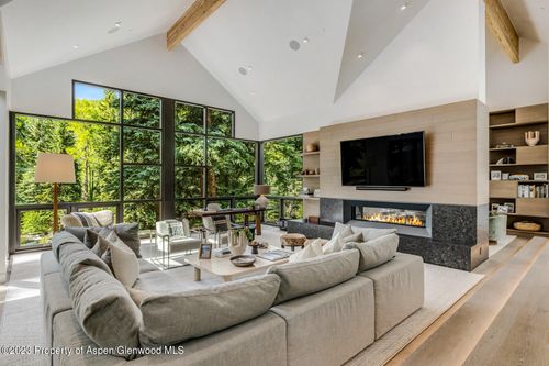 1300 Red Butte Dr, Aspen, CO, 81611-1038 | Card Image