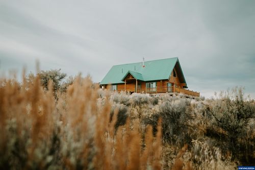 59125 N Rainbow Rd, Christmas Valley, OR, 97641-2542 | Card Image