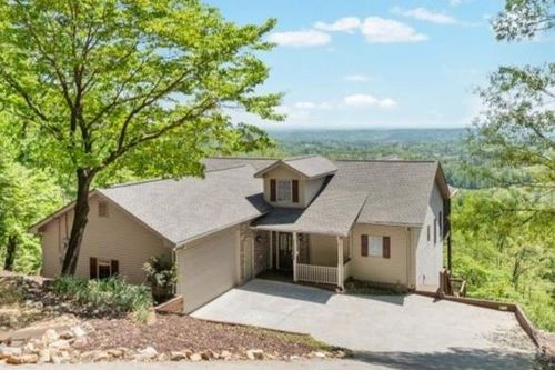 252 Oglethorpe Mountain Trl, Jasper, GA, 30143-5644 | Card Image