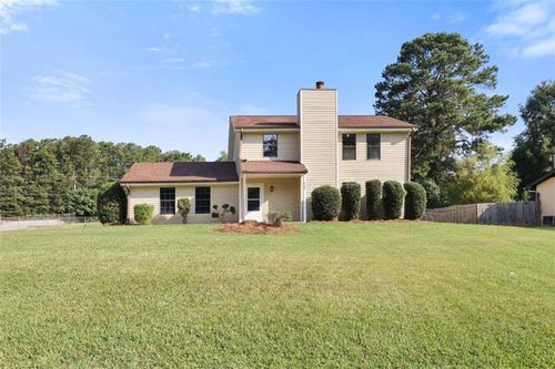 4068 Hunt Way, Rex, GA, 30273-1338 | Card Image