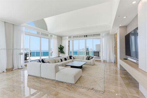 ph41-16400 Collins Ave, Sunny Isles Beach, FL, 33160-4564 | Card Image