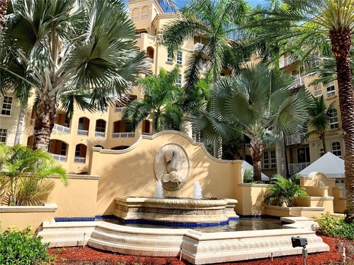 apt-103-3001 Ne 185th St, Aventura, FL, 33180-3338 | Card Image