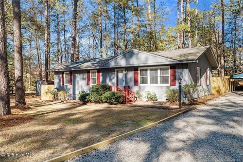 901 Heather Trail, Aberdeen, NC, 28315 | Card Image