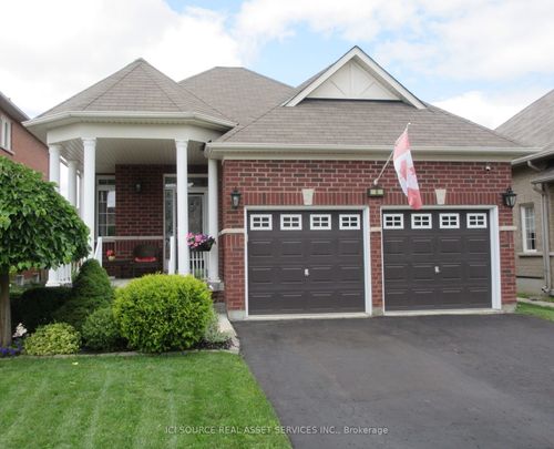 6 Versailles Cres, Barrie, ON, L4M0B6 | Card Image