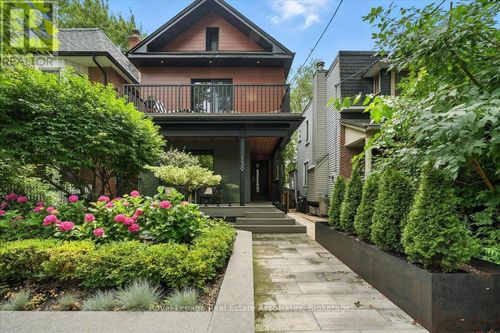 139 Victor Ave, Toronto, ON, M4K1A9 | Card Image