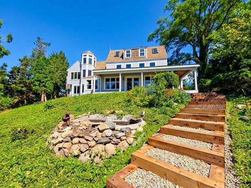 10 Squeteague Harbor Road, Bourne, MA, 02532 | Card Image