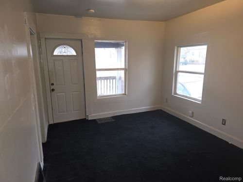 1117 E Oakland Ave, Lansing, MI, 48906-5514 | Card Image