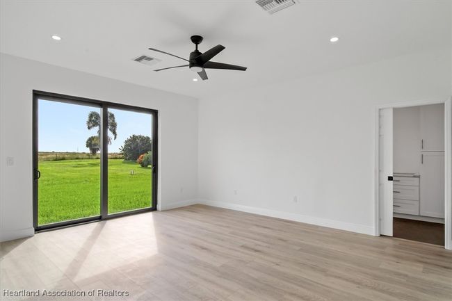 733 Sunset Pointe Dr, House other with 4 bedrooms, 2 bathrooms and null parking in Lake Placid FL | Image 14