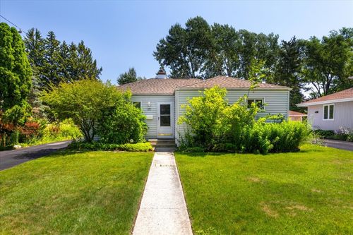 17 S Walnut St, Palatine, IL, 60067-6039 | Card Image